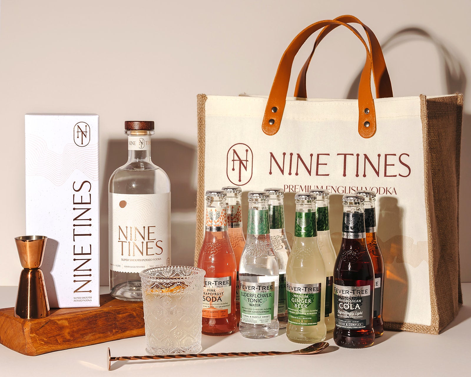 Large Tines and Tonic Hamper